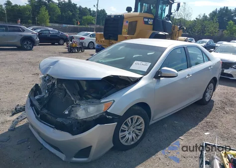 2012 Toyota Camry Le z USA, uszkodzony, nr VIN 4T1BF1FK4CU187984